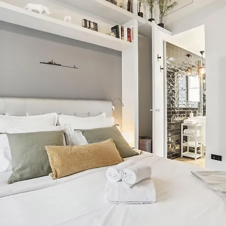 Eiffel Tower & Champ De Mars - 1br - Cityapartmentstay Parigi